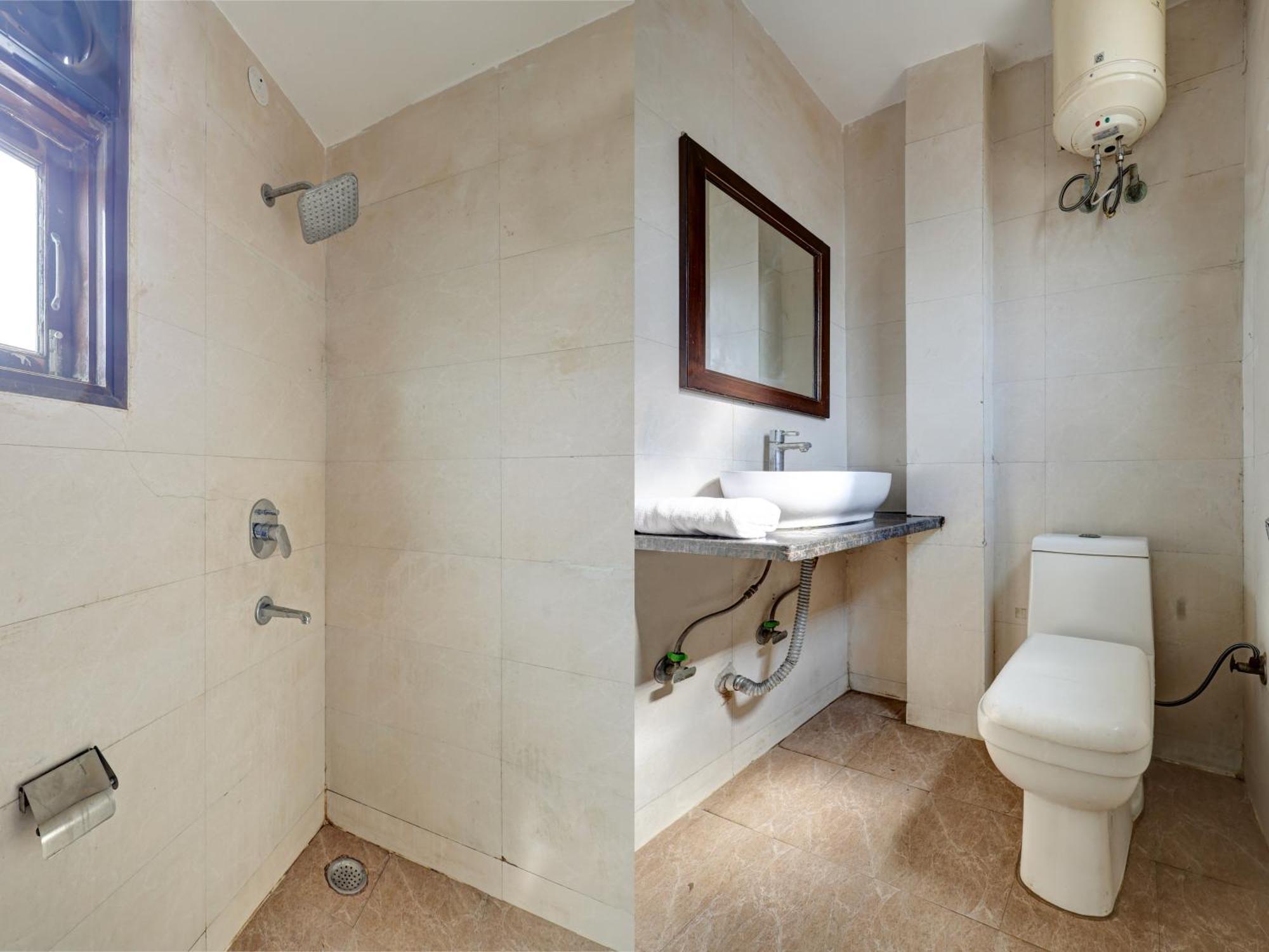 Hotel Aron By The Premium Villa New Delhi Extérieur photo